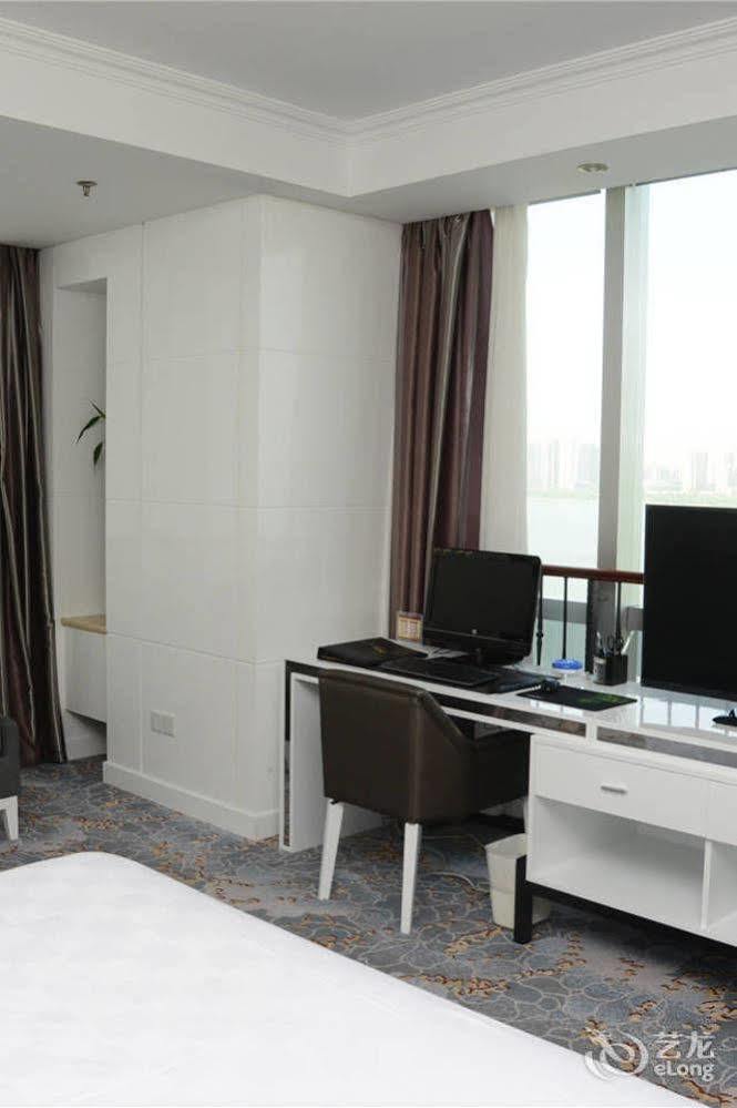 Yijing Holiday Hotel Yimeng Road Linyi  Luaran gambar