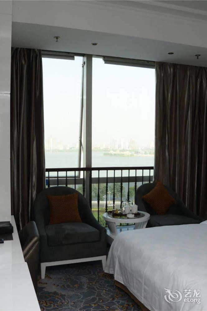 Yijing Holiday Hotel Yimeng Road Linyi  Luaran gambar